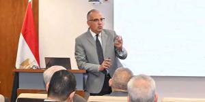 وزير الري يبحث مع الجامعة الأمريكية التوسع في تحلية المياه لإنتاج الغذاء وخفض التكاليف