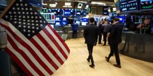 تباين عقود الأسهم الأمريكية مع تجدد الضغوط على الذكاء الاصطناعي