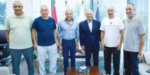 هاني أبو ريدة يُقيِم عزومة غداء للتوأم حسام وإبراهيم حسن في منزله