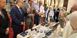 زيارات دبلوماسية وآلاف الزوار من العرب والأجانب وحفلات فى معرض تراثنا :اليوم السابع