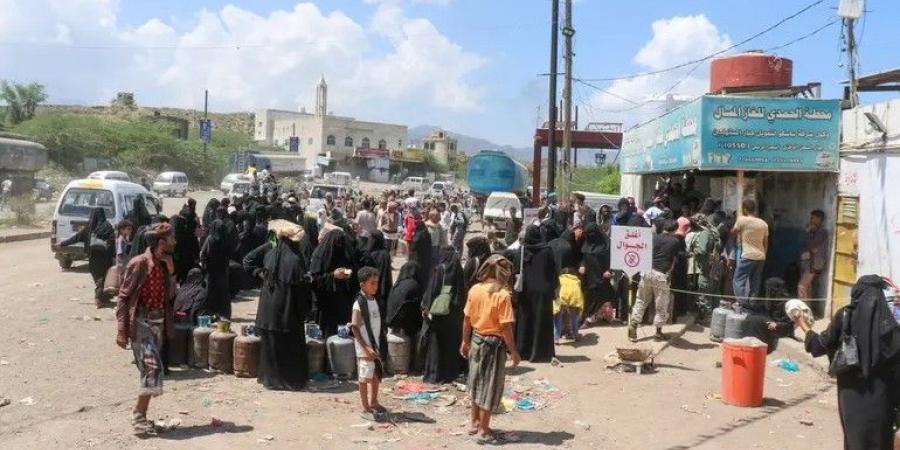 الأمم المتحدة تطالب بفتح ممرات آمنة لإيصال المساعدات إلى تعز المحاصرة من الحوثيين في اليمن