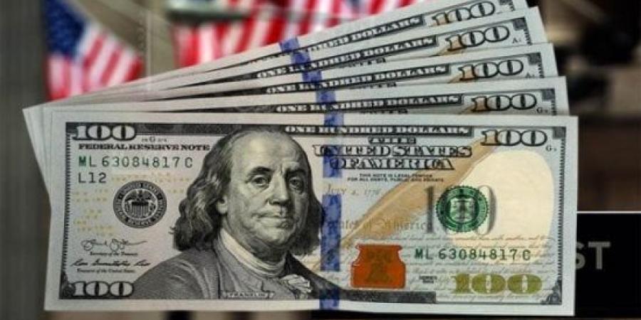 الدولار فوق الـ 54 جنيهًا.. بيان بأسعار الصرف في البنوك اليوم الإثنين :اليوم السابع