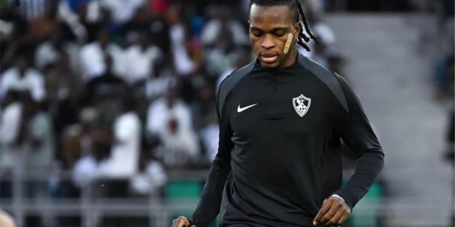 حازم إمام يكشف سبب استمرار شيكو بانزا مع الزمالك رغم تذبذب مستواه