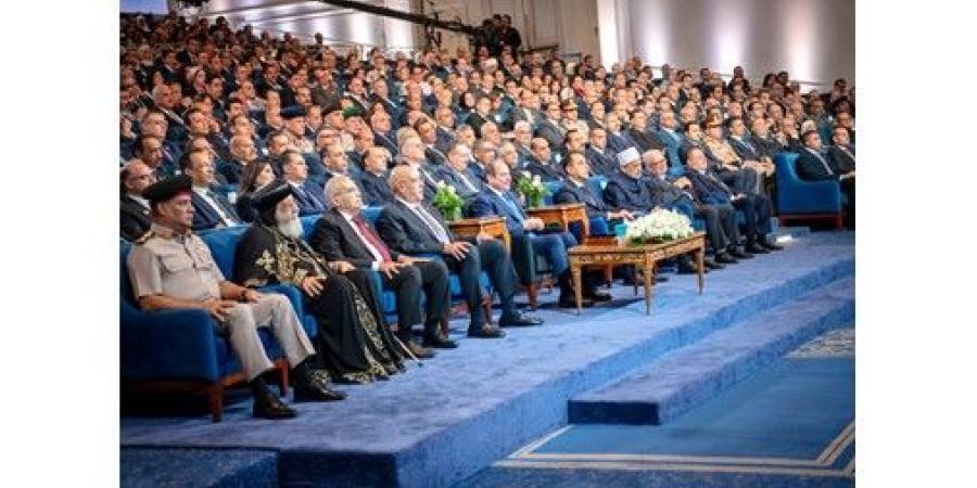 السيسي: الحفاظ على الدولة خط لا يمكن تجاوزه والوعي ضرورة لمواجهة محاولات تحطيم الذاكرة الوطنية