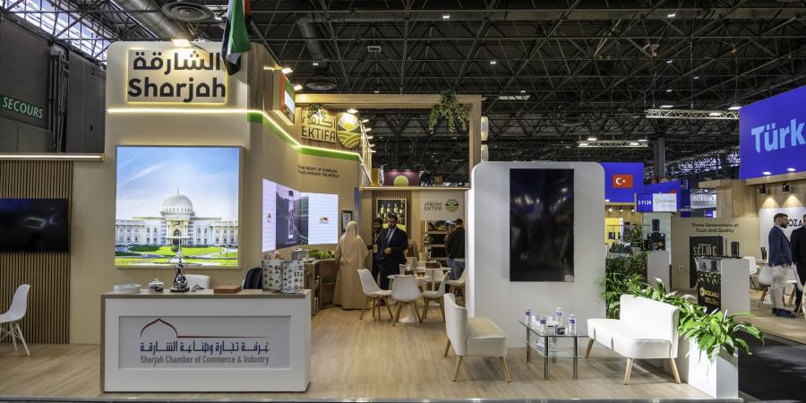 اكتفاء تُبرز تجربتها العضوية في معرض سيال باريس 2026
