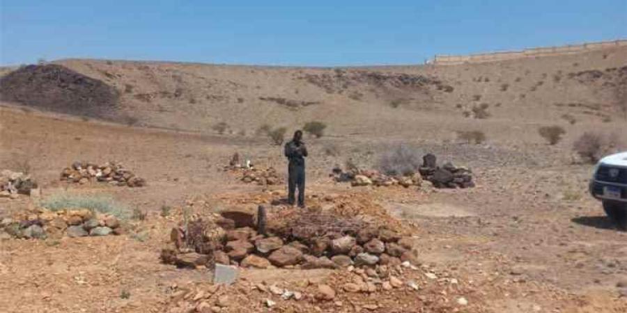 شهدت دفن 33 جثة مجهولة الهوية.. السلطات والجهات الأهلية تُنهي أزمة تراكم ثلاجة الموتى بمستشفى عتق